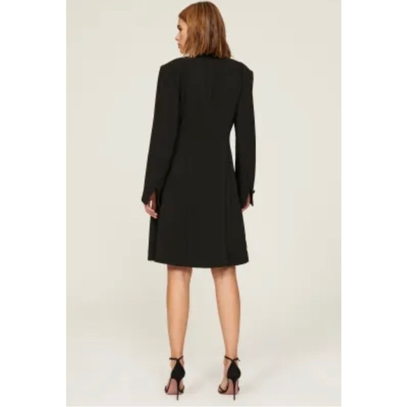 Emilia George
Marie Blazer Maternity size XS to Small - Picture 3 of 7